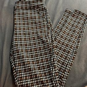 orange/ black plaid pants (leggings)